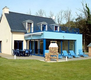 luxury villas in brittany